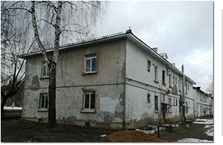 Четыре новых крыши взамен старых смонтированы в г. Кострома