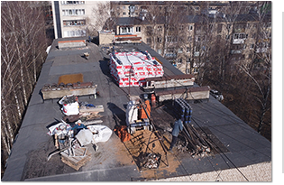 В Костроме начался капитальный ремонт крыш еще двух многоквартирных домов