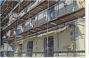 Приступили к ремонту фасада по адресу г. Кострома, пр-т Текстильщиков, 26а